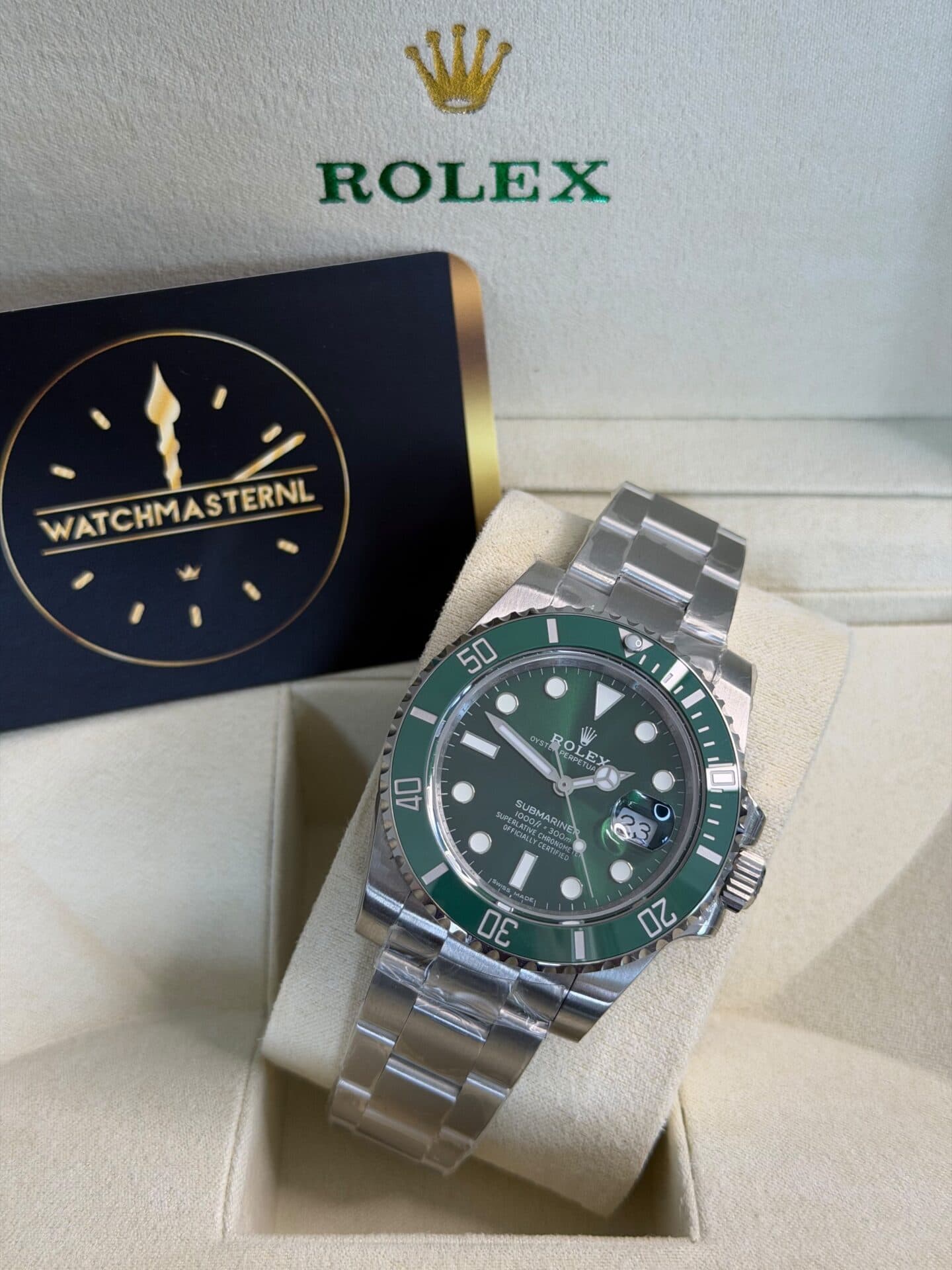 Submariner Hulk green