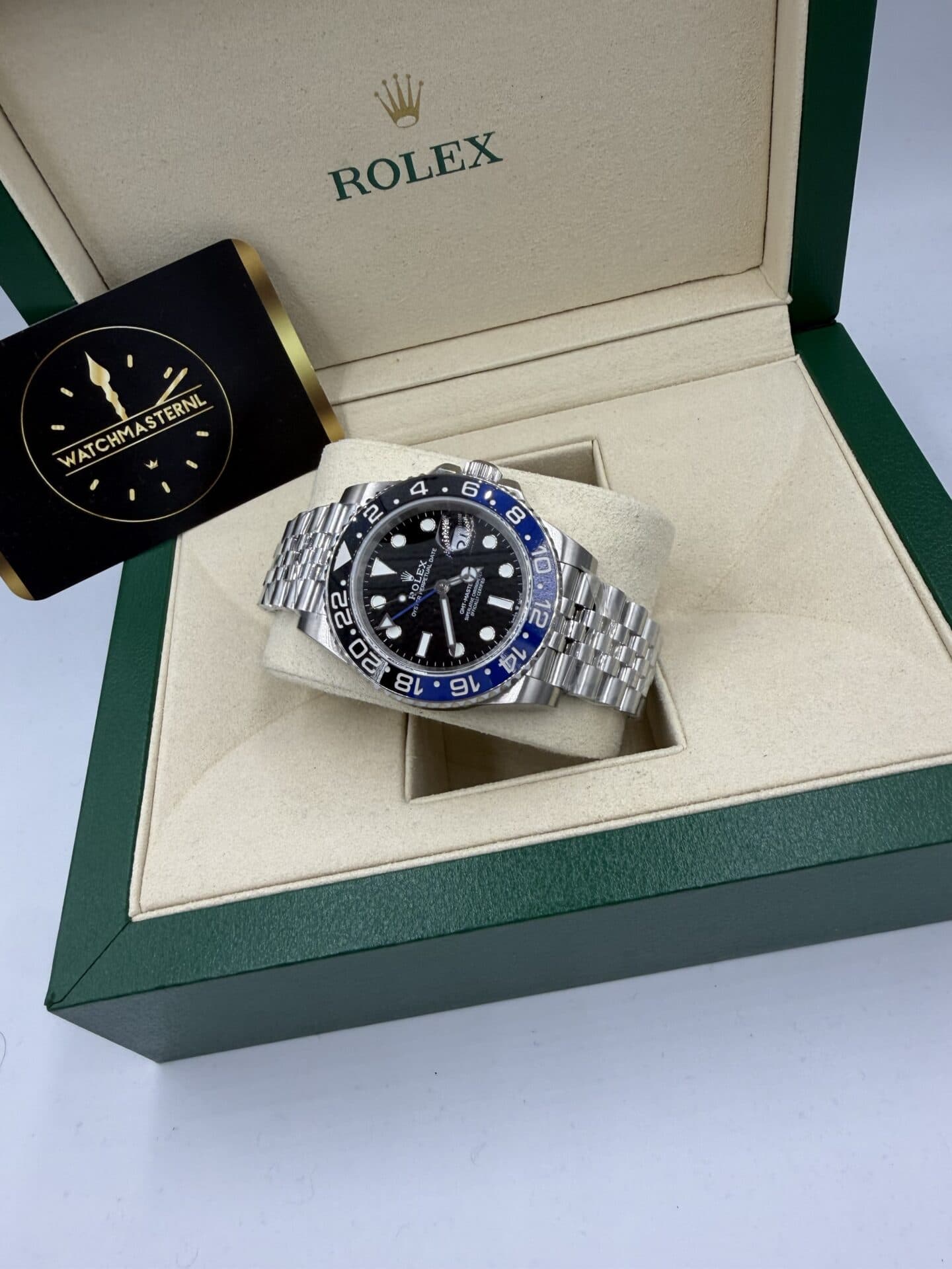 Rolex GMT-Master II Batgirl Jubilee 40MM BP