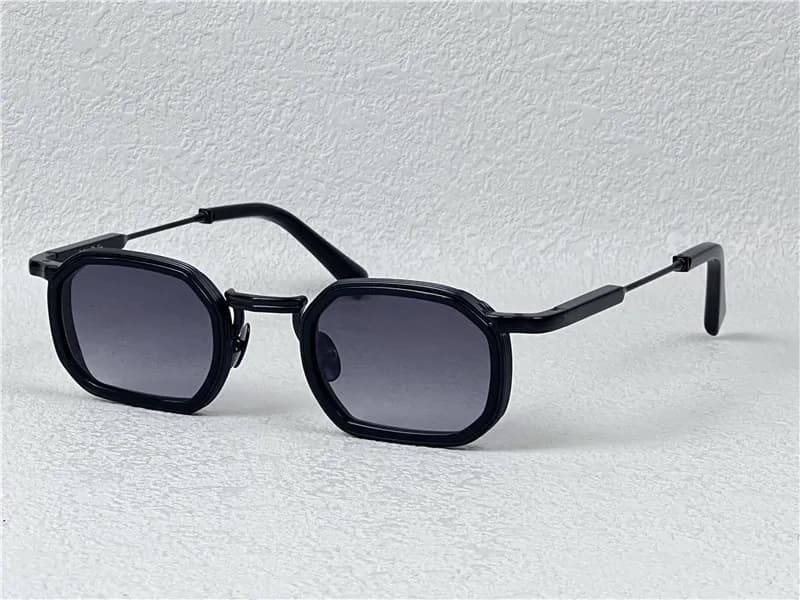 John Dalia Jean C305