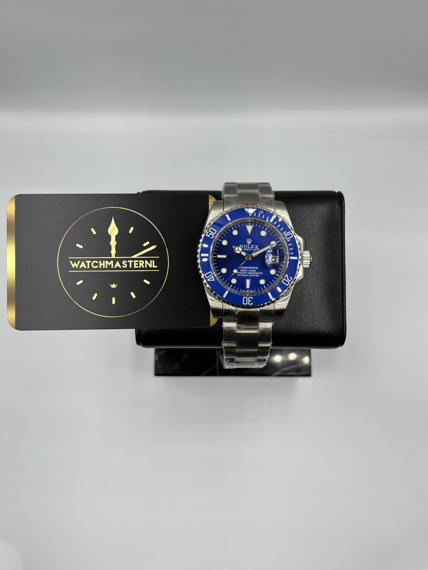 61977E45-4A1C-45C6-85CC-ABD1B527E001