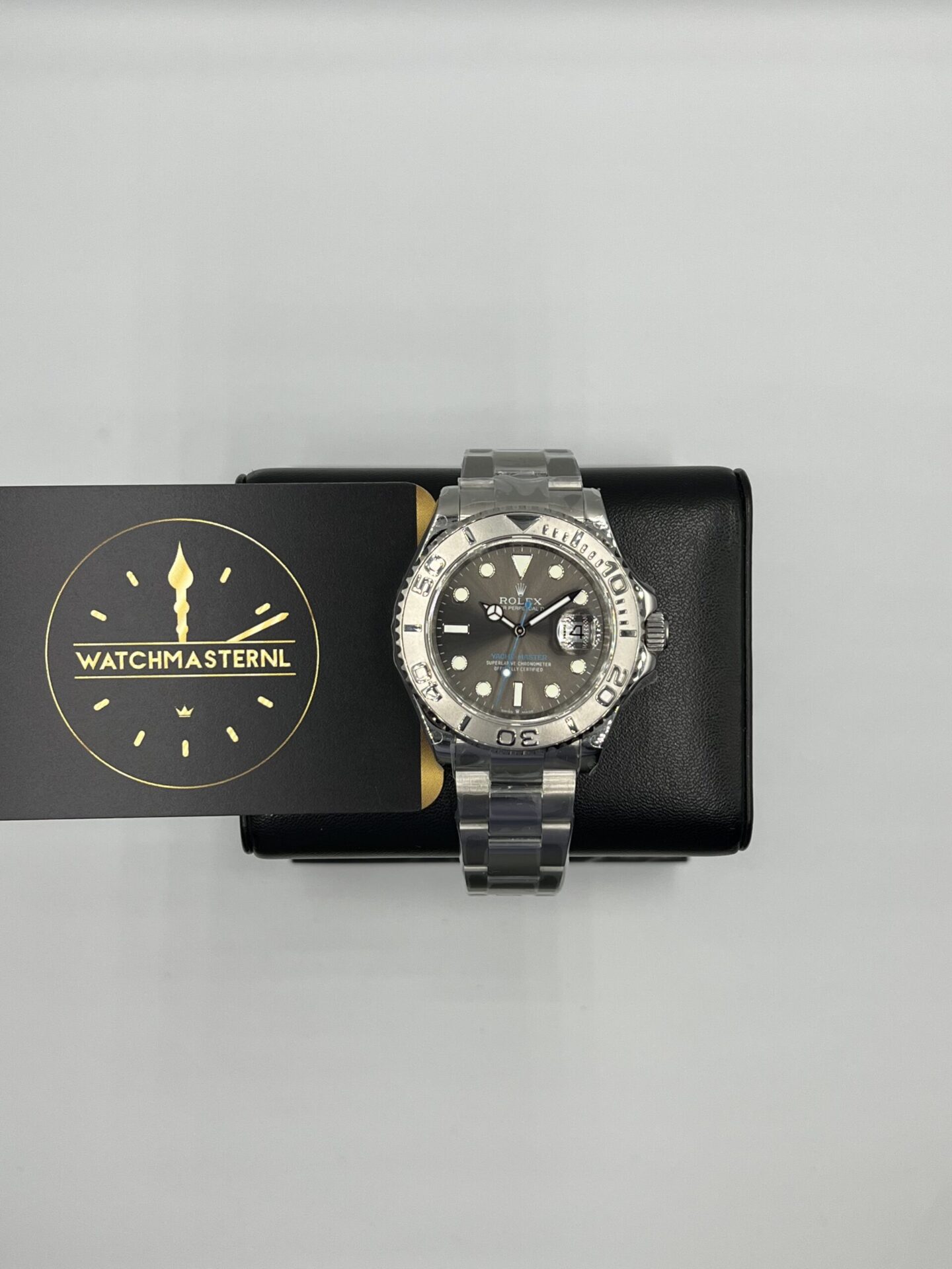 8D8C81FB-C55C-4AED-870B-116792FC3777