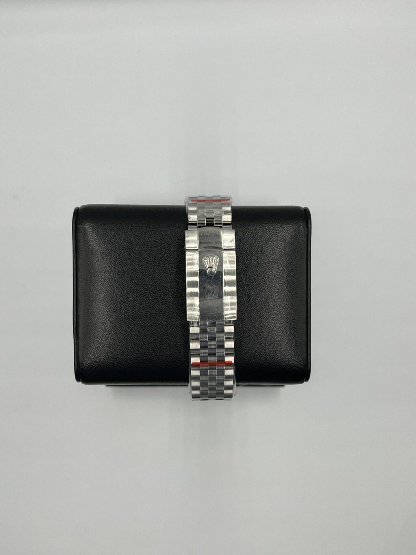 E908D44C-CF24-46DB-8A9D-719E03B4DB8A