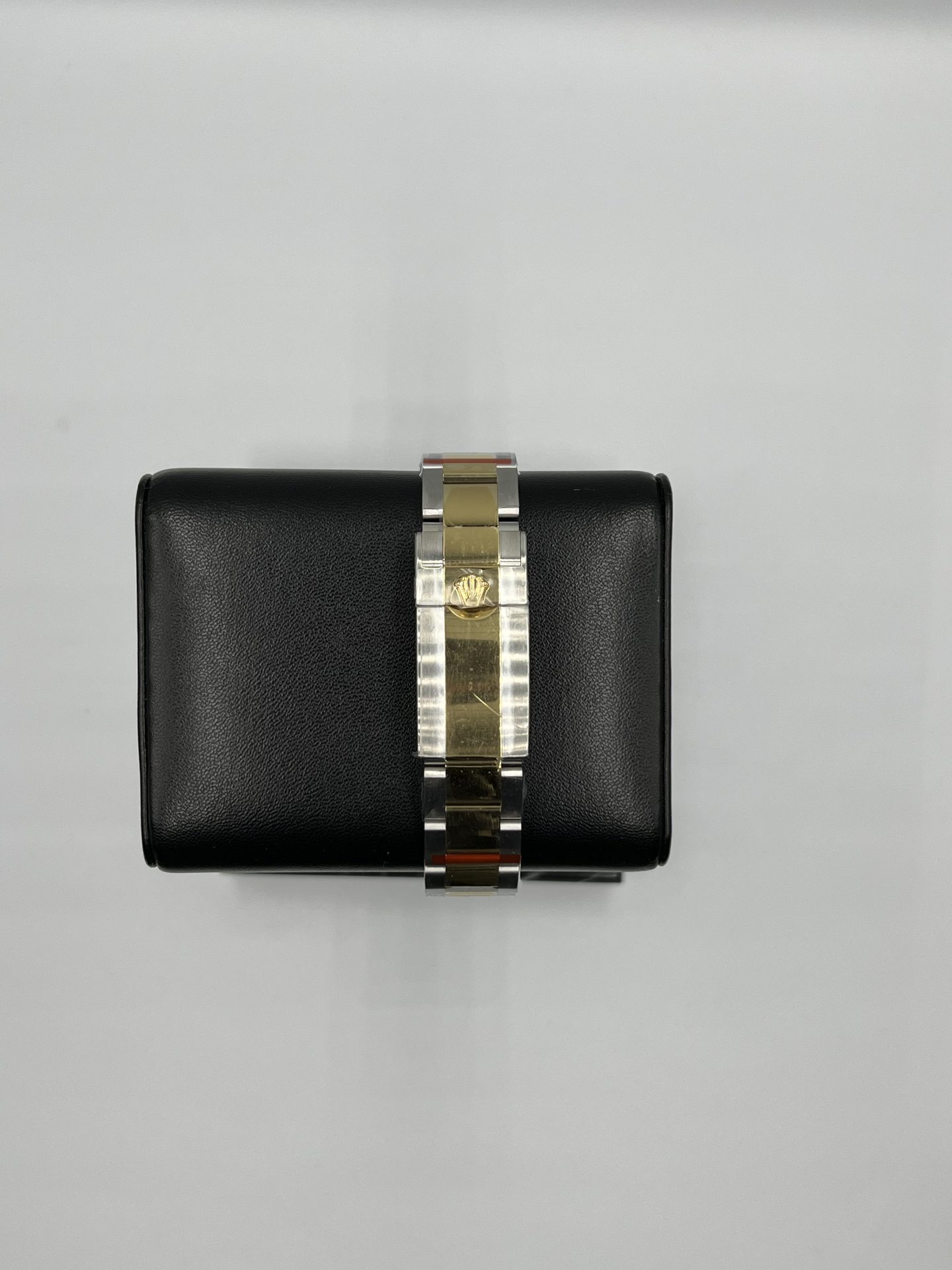 F5241FDF-E3DC-4808-A7B6-BFED2E654A24